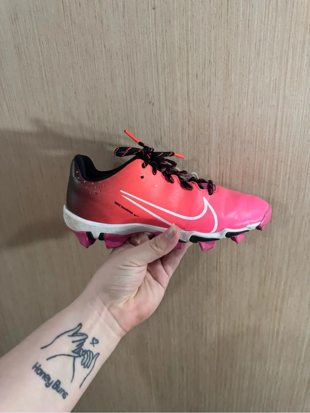 Nike Hot Pink Hyperdiamond 4 Keystone Softball Cleats Black Accents Size 3.5Y